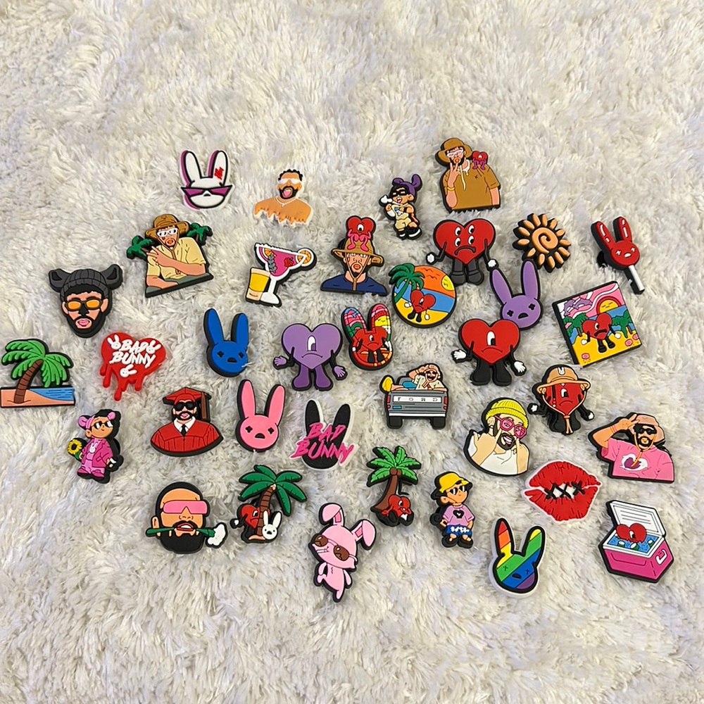 35PC Bad Bunny Croc Charms